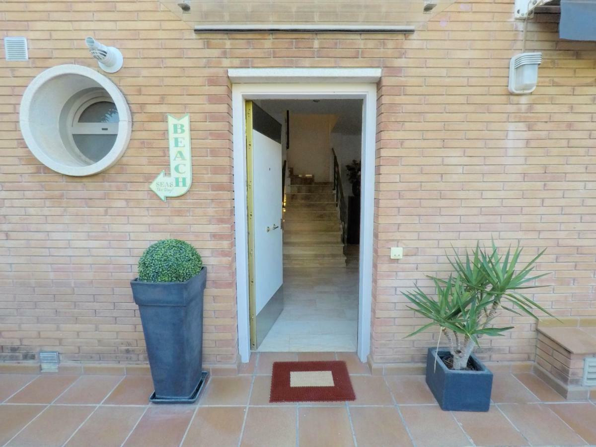 Beach House Castelldefels Exteriér fotografie