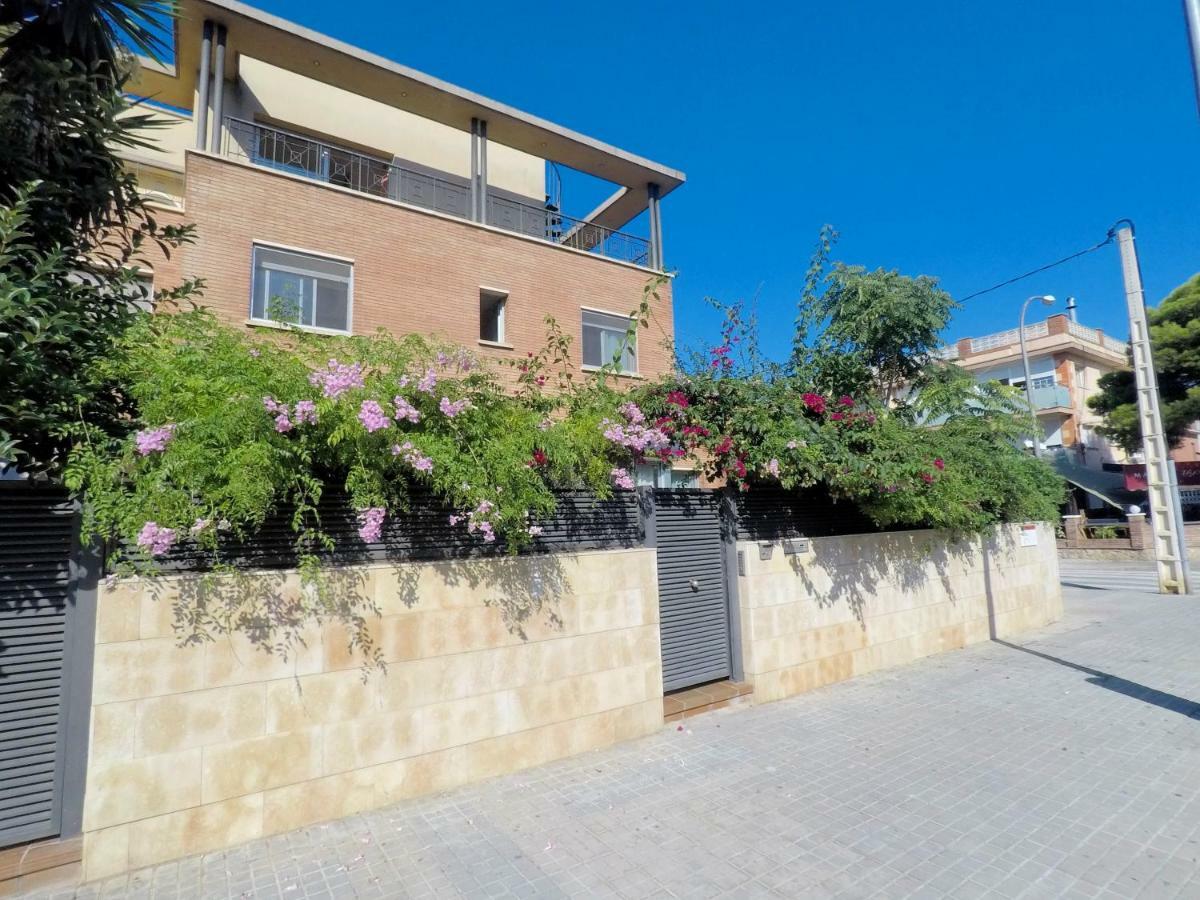 Beach House Castelldefels Exteriér fotografie
